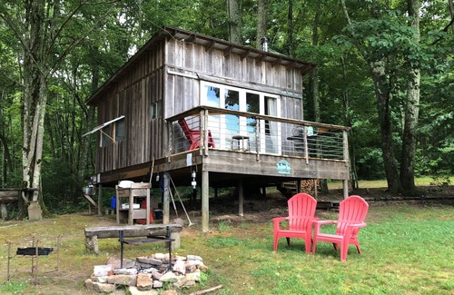 Grandview Cabina | Glamping Cottage en 116 Acre Farm- Cowgirl Cabin