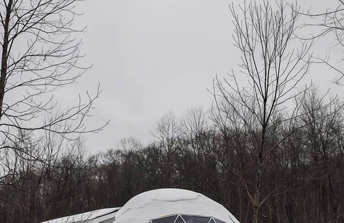 Mountain Base Casa | Glamping Dome # 2 in Snowshoe, Wv