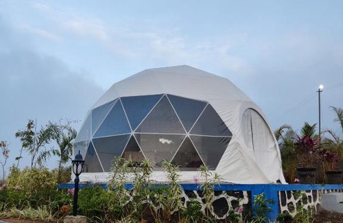 Paud Otro | Glamping Dome experience with alluring Lake View
