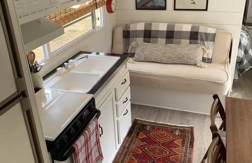 Regional District of Nanaimo Casa | Glamping Getaway in the country.