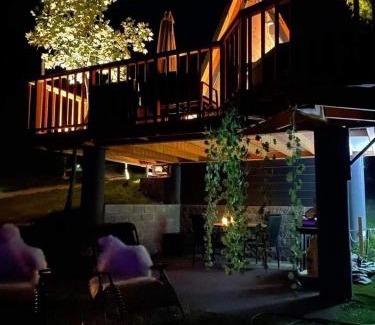 Gorenja Vas pri Smarjeti Casa | Glamping Holiday House with terrace and sauna- no hot tub- Hisa oddiha