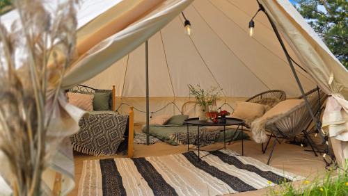 Kihnu Parish Otro | Glamping & Homestay in Kihnu