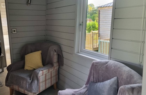 Llanfair Caereinion Chalet De Esquí | Glamping Hut - Riverside 6