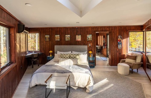 Brevard Cabaña | Glamping in Brevard - Blue Ghost Treehouse