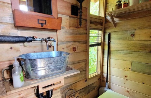 Gooderham Cabina | Glamping in luxury
