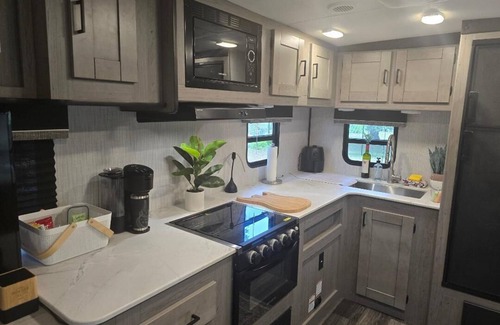 Leon Valley Casa | Glamping in the City! nA beautiful two acre country pocket in the city