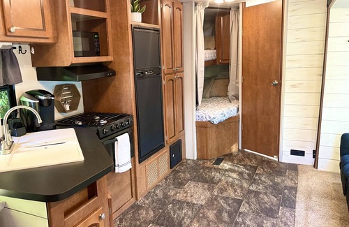 Randolph County Casa | Glamping in the Country, Fiber Internet, Comfy Queen Bed