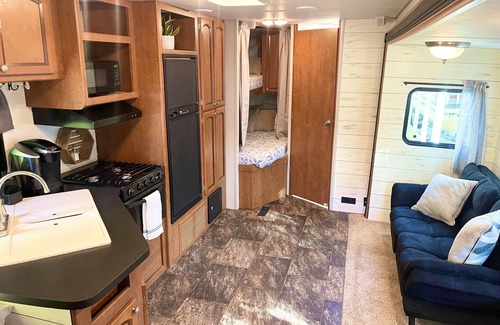 Randolph County Casa | Glamping in the Country, Fiber Internet, Comfy Queen Bed