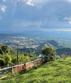 Pereira Cama Y Desayuno | Glamping Ríos Voladores Pereira