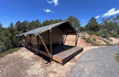 Collbran Alquiler De RV | Outdoor Mini-Retreat - Glamping Safari Tent