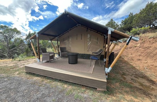 Collbran Alquiler De RV | Outdoor Mini-Retreat - Glamping Safari Tent