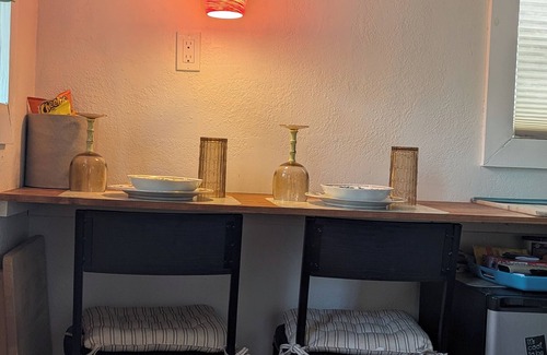 Edgar Cabina | Glamping cabin with AC, free parking & Lakeview