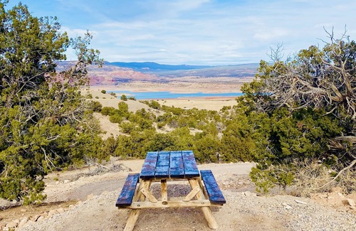 Abiquiu Apartamento | Glamping Studio Room Spectacular Lake Views