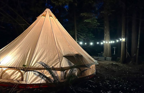 Port Moody Cabaña | Glamping Tent 1 |Cape Carraholly Retreat