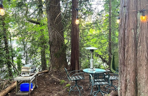 Port Moody Cabaña | Glamping Tent 1 |Cape Carraholly Retreat