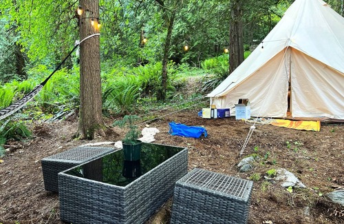 Port Moody Cabaña | Glamping Tent 1 |Cape Carraholly Retreat