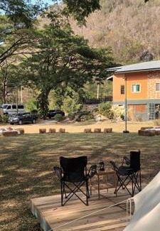 Phaya Yen Otro | Glamping tent fan room