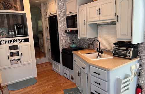 Westminster Casa | Glamping with a lake view on Lake Hartwell, 30 minutes from Clemson University