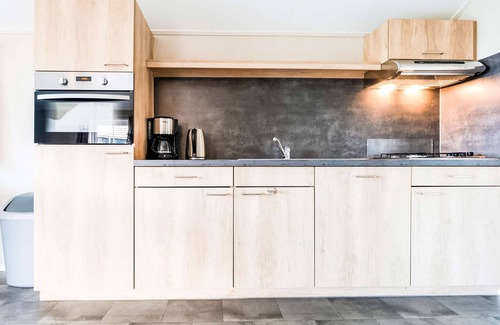 Bant Casa | Lodge in Bant With Private Jetty
