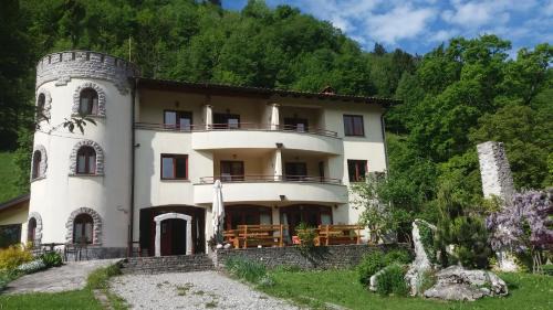 Tolmin Otro | Glamping Zlata ribica
