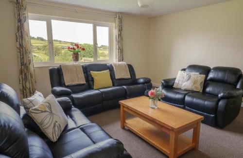 St Harmon Casa | Glanyrafon Bungalow