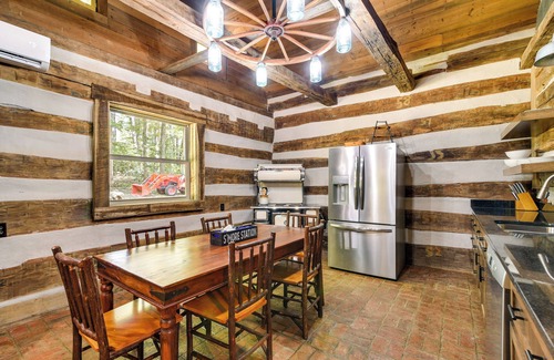 Glasgow Cabina | Glasgow Getaway w/ Patio, Fireplace & Grill!