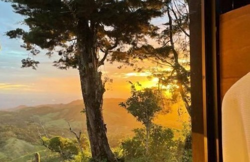 Monteverde Cabina | Glass Cabin in the Forest+270° view+ Hot Tub +Deck