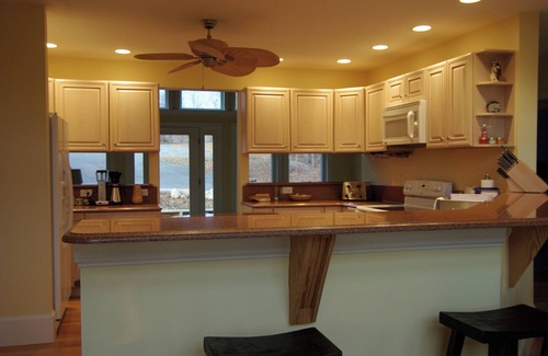 Dovey Luck Casa | Glass House on Lake Anna - Lakefront house with private dock