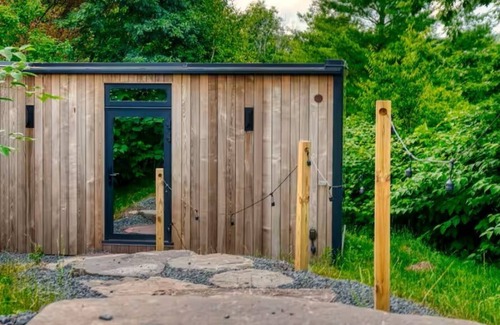 Windham Condominio | GLASS MIRROR CABIN - HAUS WINDHAM