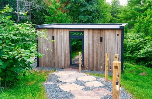 Windham Condominio | GLASS MIRROR CABIN - HAUS WINDHAM