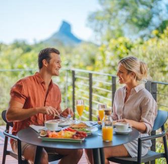 Glass House Mountains Casa | Glass On Glasshouse