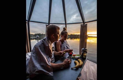 Jokkmokk Municipality Casa | Glass Room lake view Luxury getaway for two - wild nature experience in Sweden