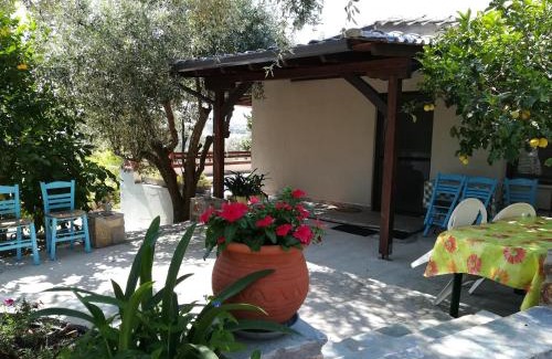 Aristotelis Casa | Glastri Ammouliani