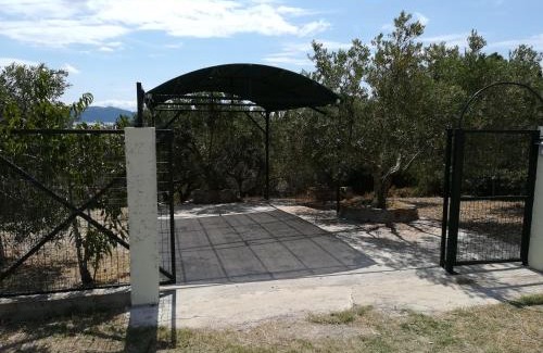 Aristotelis Casa | Glastri Ammouliani