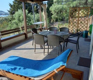 Aristotelis Casa | Glastri Ammouliani