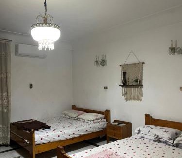 Ar-Raml 1 Apartamento | Gleem Sea view Apartment