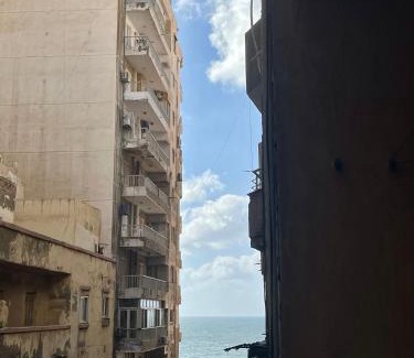 Ar-Raml 1 Apartamento | Gleem Sea view Apartment