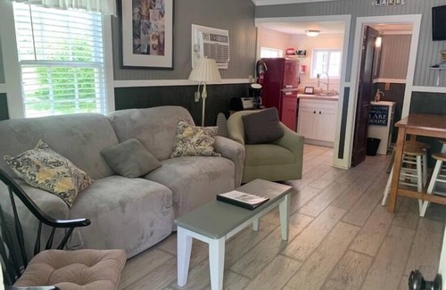 Lake George Cabaña | Glen Cottage at Cozy Nook