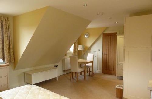 Bourne Cama Y Desayuno | Glen House Annexe