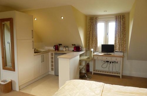 Bourne Cama Y Desayuno | Glen House Annexe