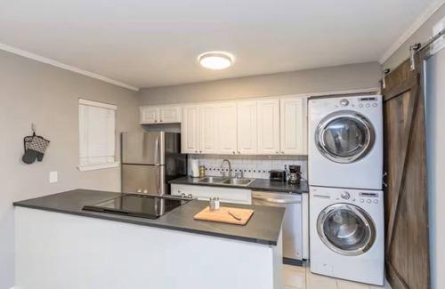 Briarwood Apartamento | Glen Place-2 Bed Apt in Midtown Little Rock-Outdoor Hangout-Easy Parking