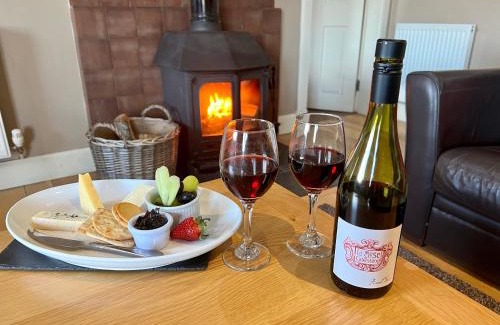 West Laroch Casa | Glenachulish Bay with Hot Tub