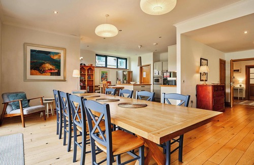 Blairgowrie Cabina | Glenardle Lodge - Riverside Highland Lodge w/ Hot Tub & Forest Views