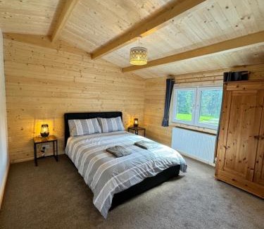 Glenariff Chalet De Esquí | Glenariff Forest Larch Cabin