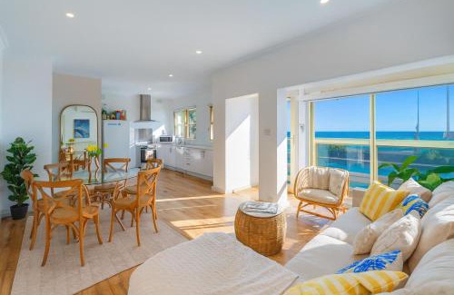 Glenelg North Casa | Glenelg Beach House With Private Beachfront Pool