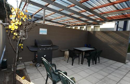 Glenelg Apartamento | Glenelg Holiday Apartments-Ellis 200 meters to the Beach 100 meters to Jetty Road