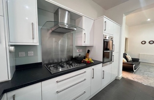 Leicester Casa | GLENFIELD BUNGALOW