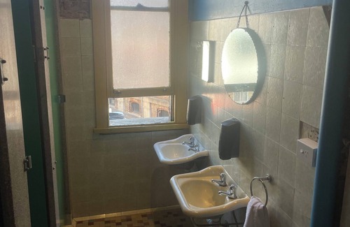 Redfern Hotel | Glengarry Castle Hotel