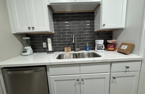 Beaumont Apartamento | Glenmeadow Retreat 2BR Sleeps 6!