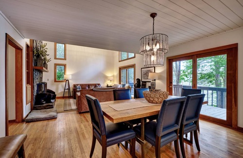 Cullowhee Casa | Glenside at the Point - Lake Front Home With a Private Dock and Plenty of Outdoor Space